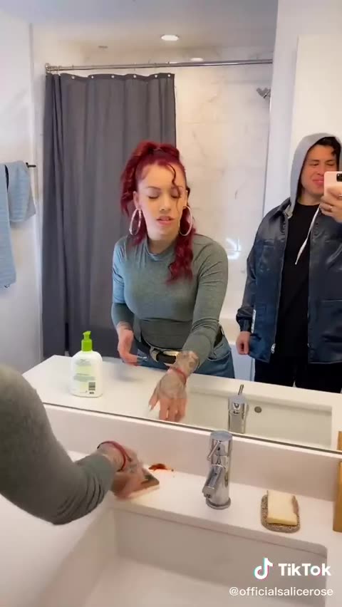 15 Sexy Salice Rose Bikini Pics 15 Sexy Salice Rose Bikini Pics